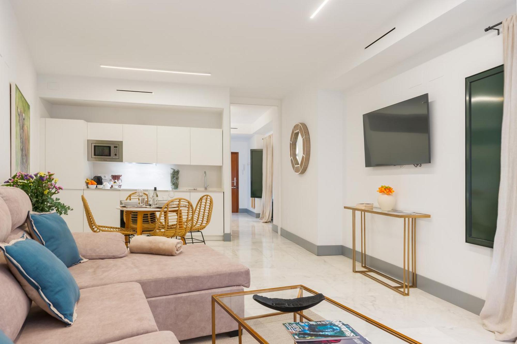 Panther Home Francos Севиля Екстериор снимка