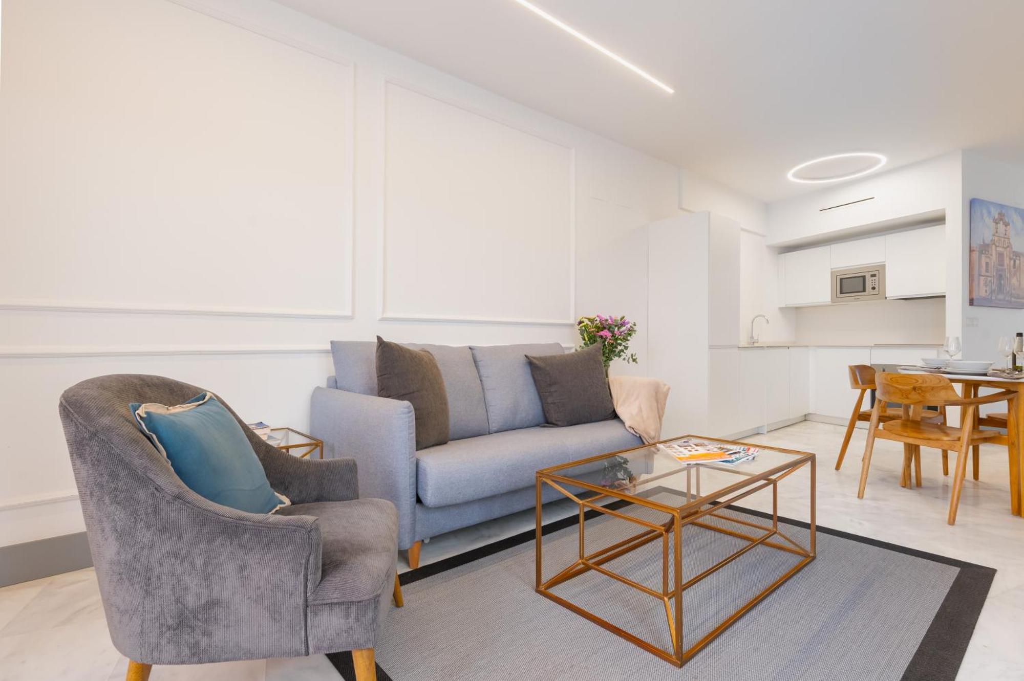 Panther Home Francos Севиля Екстериор снимка