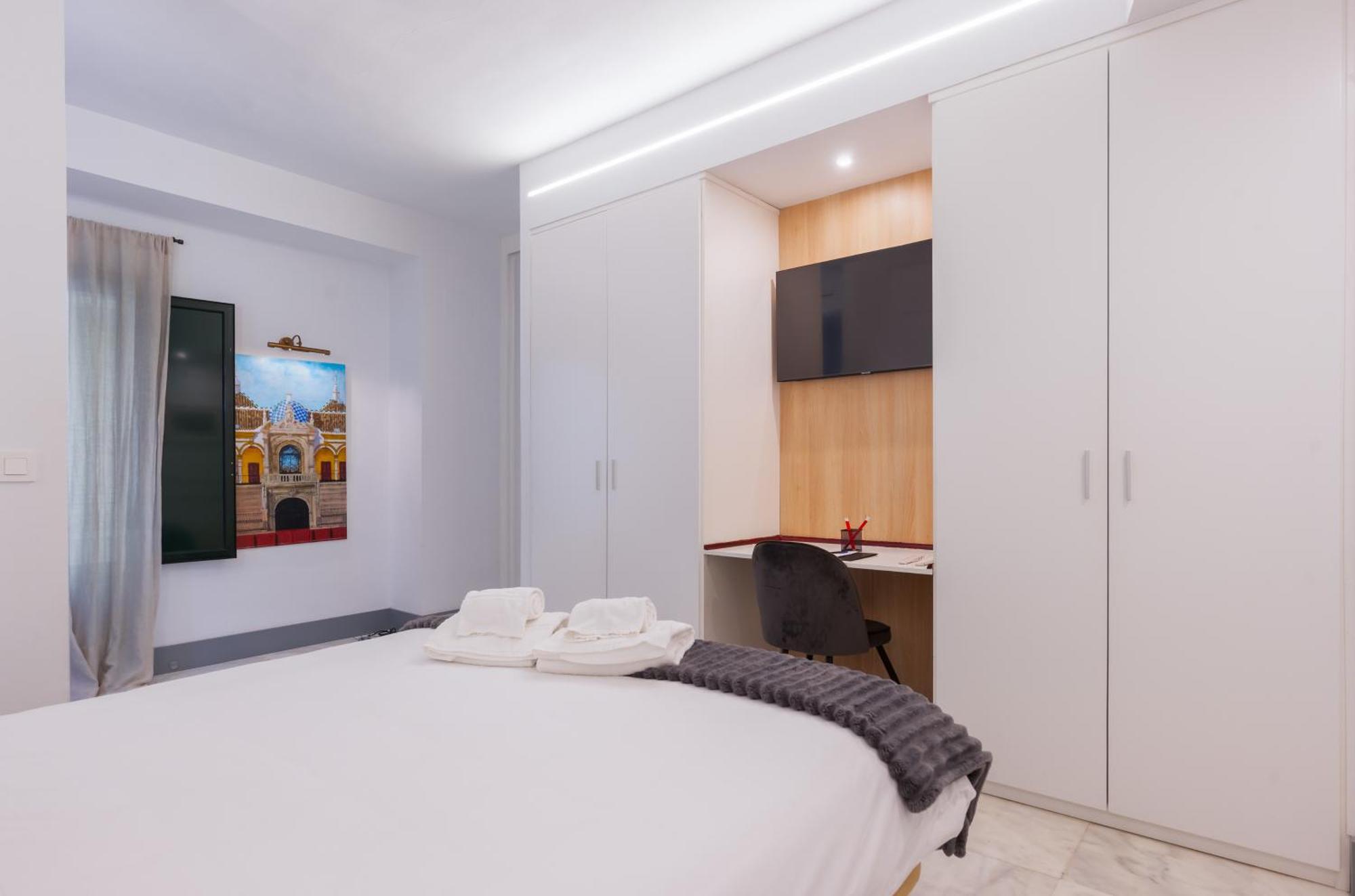 Panther Home Francos Севиля Екстериор снимка